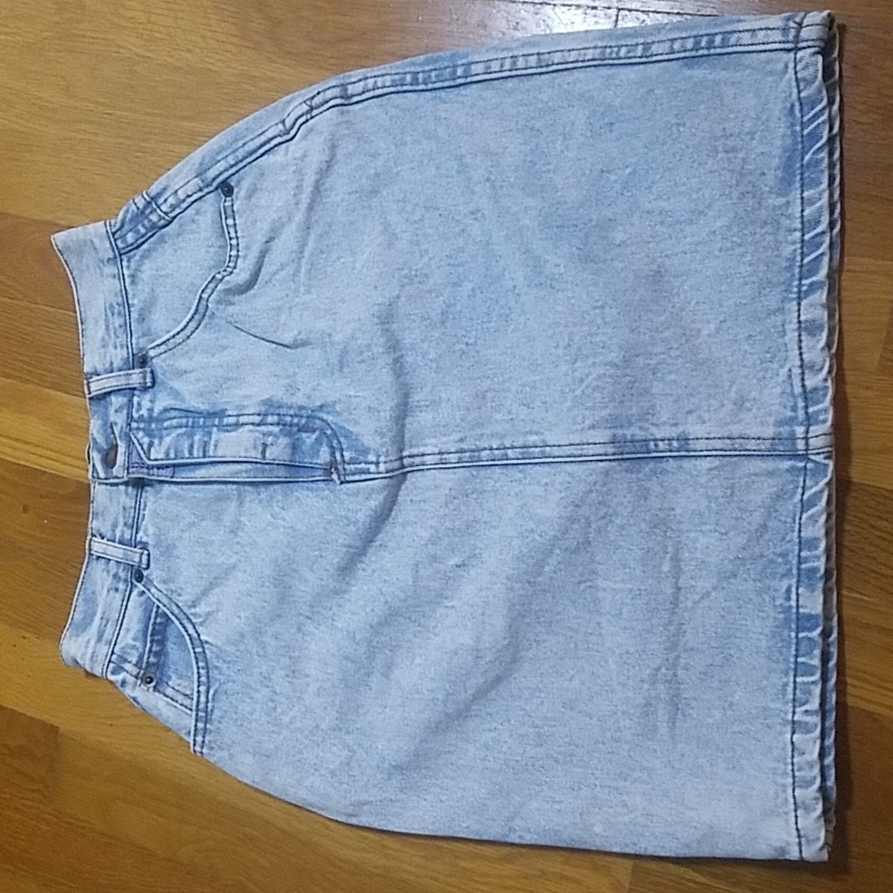 Bugle boy jean skirt